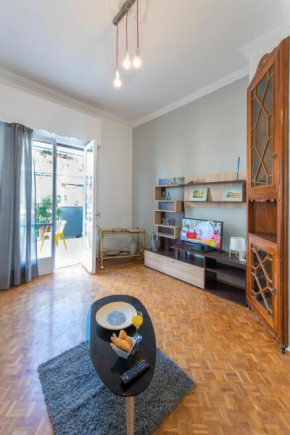 Petralona Cozy Penthouse